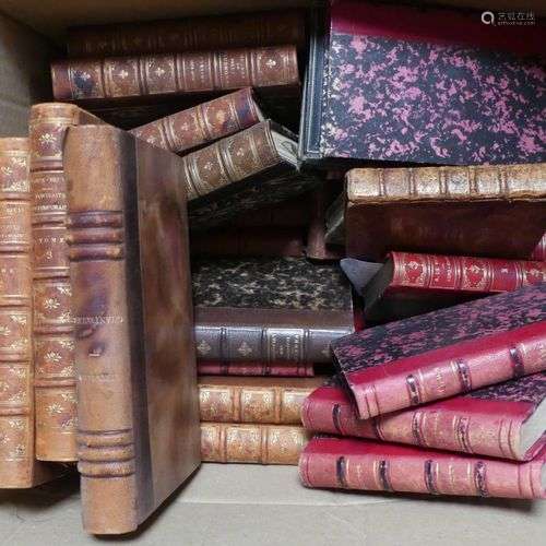 Lot de livres reliés dont poésie, philosophie et divers, XVI...