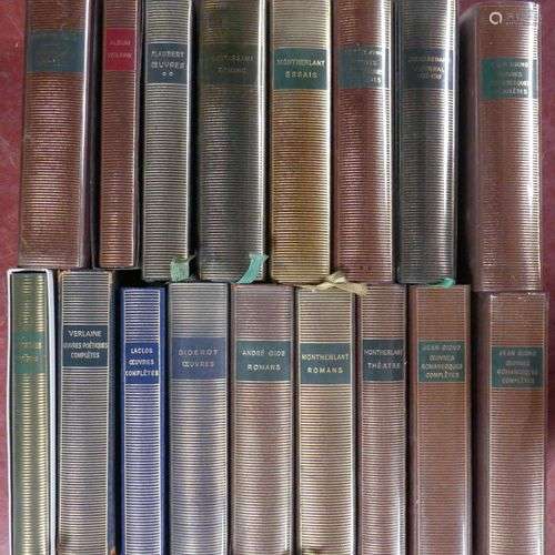 Lot de volumes de la Pléiade dont Jean Giono, Gustave Flaube...
