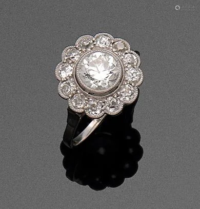 Feiner Jugendstil-Diamantring