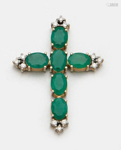 Smaragd-Kreuzanhänger