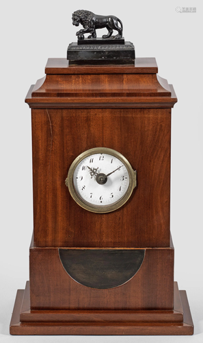 Biedermeier-Kommodenuhr