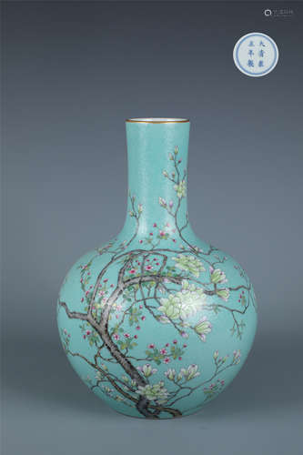 Turquoise-Glazed Famille Rose Flower Globular Vase