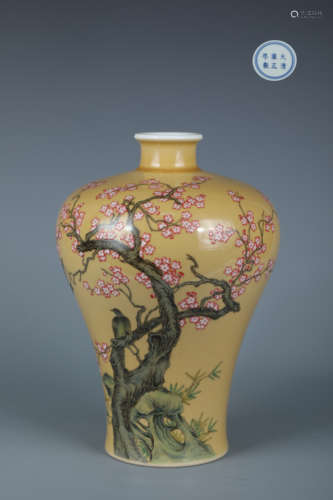 Yellow-Glazed Famille Rose Bird-and-Flower Meiping Vase