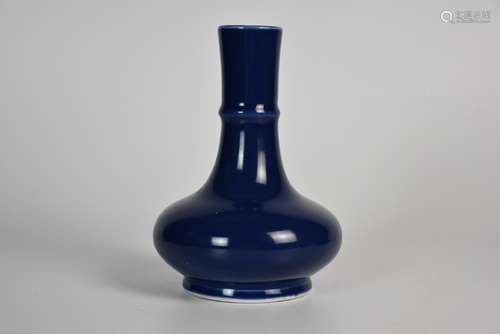 An Altar-blue Glazed Vase