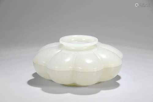 A White Jade Flower Petal Stationery Box with Lid