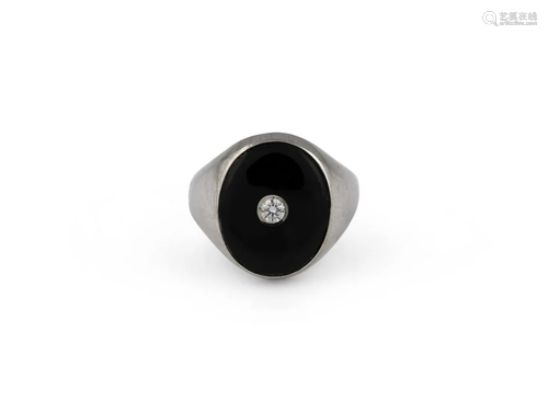 ONYX-RING MIT BRILLANT