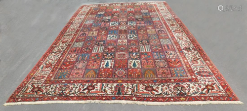 Bakhtiar tribal rug, carpet.