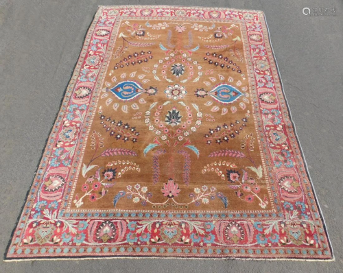 Ersari main carpet Turkmenistan. Antique, 19th century.