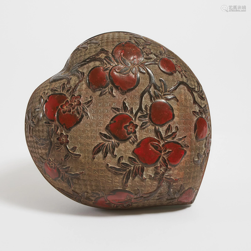 A Peach-Form Carved Lacquer Wood Box, 漆木