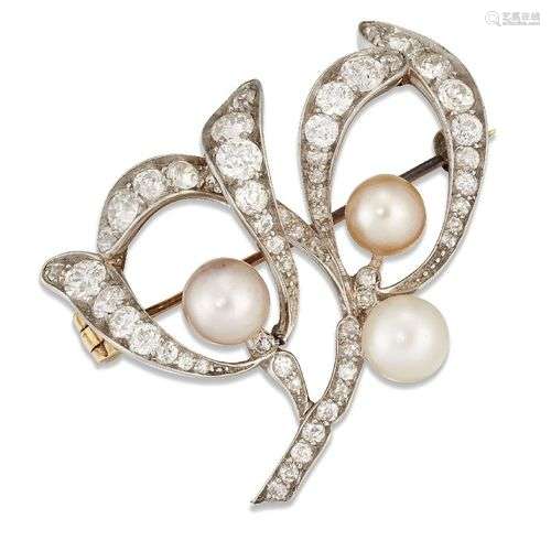 Broche Art Nouveau en perles et diamants, représentant une b...