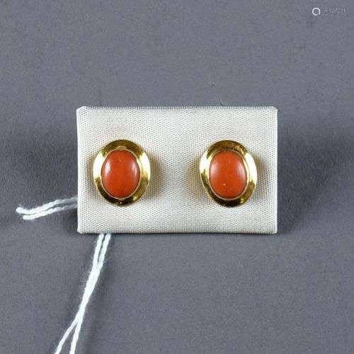 Paire de Boucles d’Oreilles.