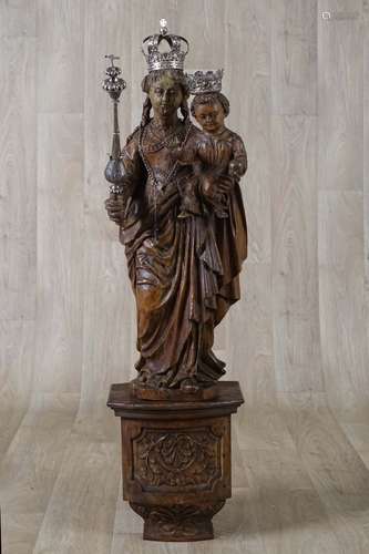 Vierge à l’enfant.