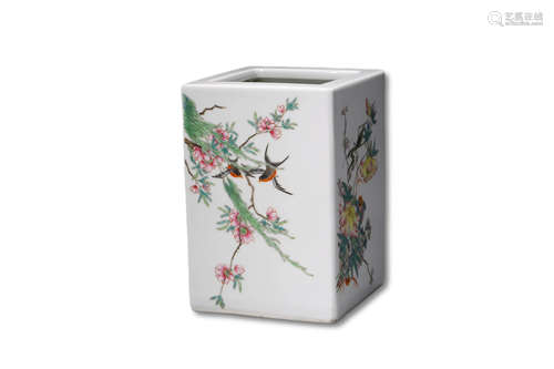 A Famille Rose Bird with Flower Pattern Porcelain Square Sha...