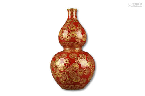 A Red Glazed Outline in Gold Gourd Shape Porcelain Vase