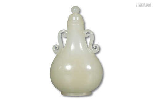 A White Jade Double Ruyi Ear Snuff Bottle