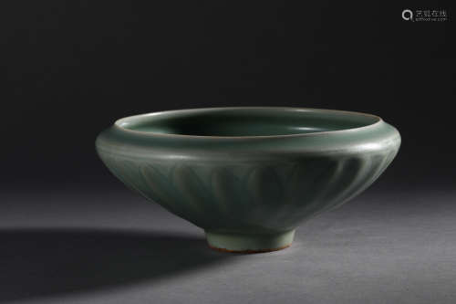 Celadon Flower Bowl in Song Dynasty