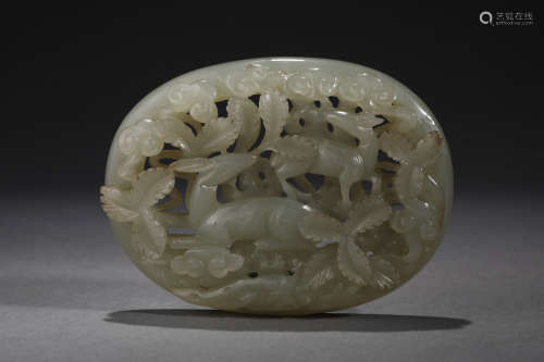 Hetian Jade Deer Buckle in Qing Dynasty