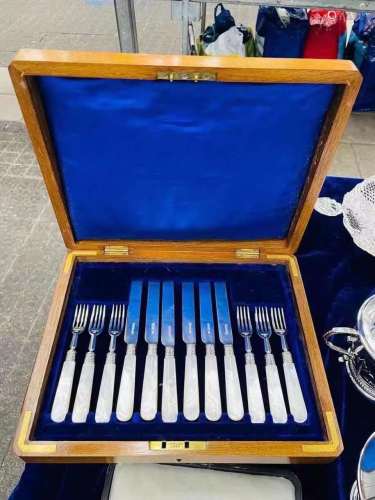A set of European silver tableware