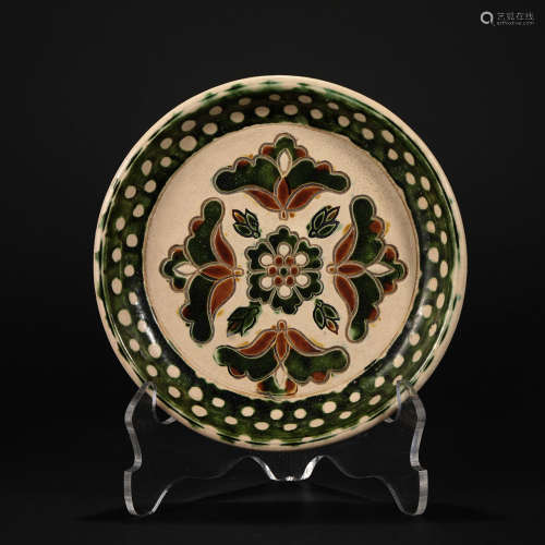 Three-color Flower Plate in Tang Dynasty