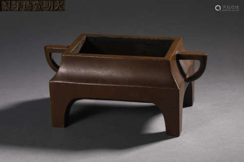 Bronze Square Furnace in Ming Dynasty