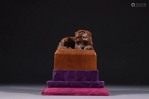 SANDALWOOD 'AUSPICIOUS LION' SEAL