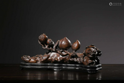 YELLOW ROSEWOOD 'FRUITS' CARVING