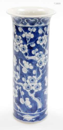 A Chinese porcelain cylinder vase, decorated in blue and whi...