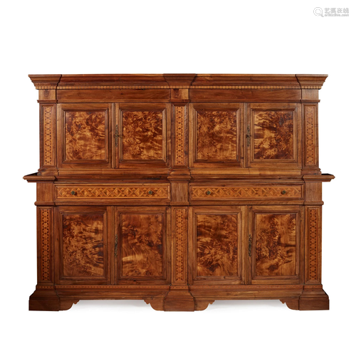 ITALIAN BAROQUE STYLE WALNUT AND PARQUETRY LARGE D…