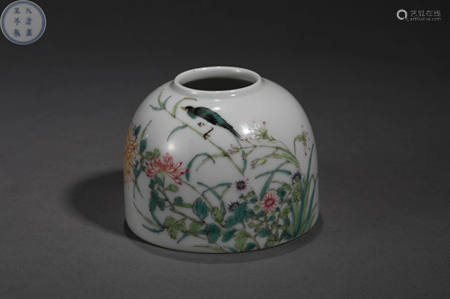 Flower Brush Washer in Qing Dynasty