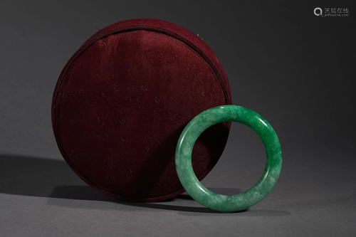 Jade Bracelet in Qing Dynasty