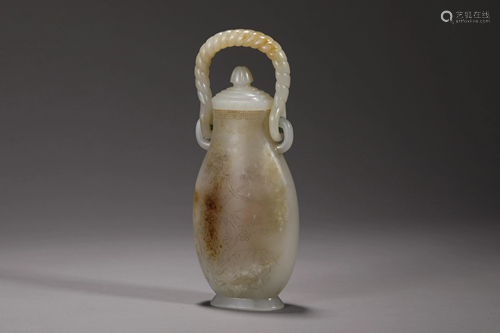 Hetian Jade Flower Vase in Qing Dynasty