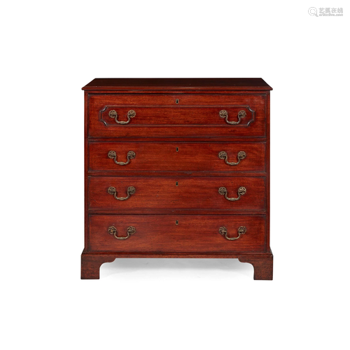 GEORGE III MAHOGANY SMALL SECRETAIRE CHEST OF DRAW…