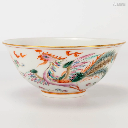 A bowl made of Chinese porcelain with images of a