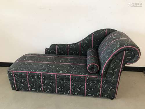 A 1980s upholstered chaise longue, 160cm wide