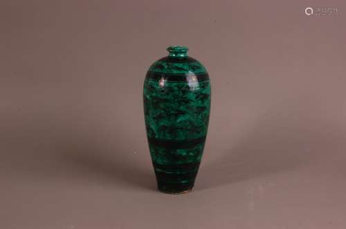 A 20th century Chinese Cizhou pottery green glazed meiping v...