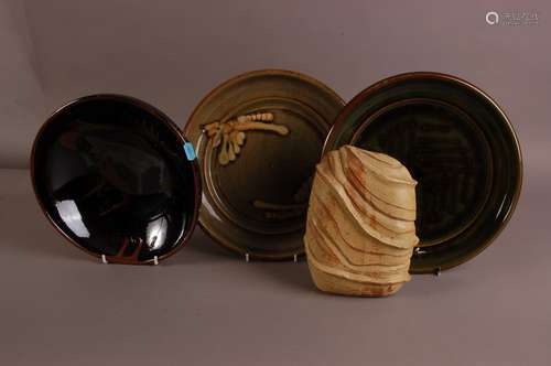 Four items of studio pottery, including two chargers by Bob ...