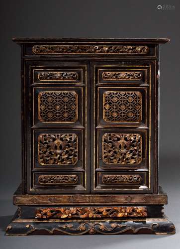 Chinese house altar shrine with filigree openwork carved doo...