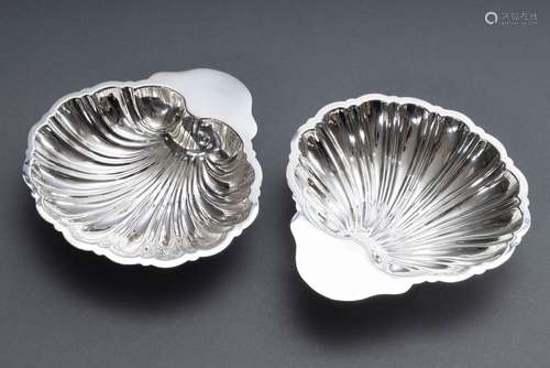 Pair of American shell bowls on ball feet, MM: Revere Silver...