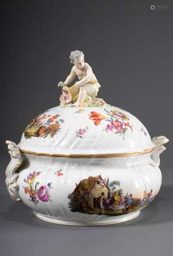 Round lidded tureen with polychrome painting 