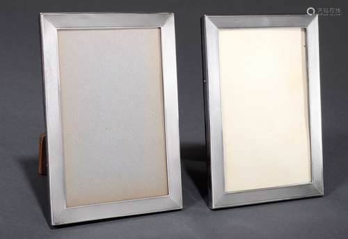 Pair of photo frames with guilloche decoration, silver 835, ...