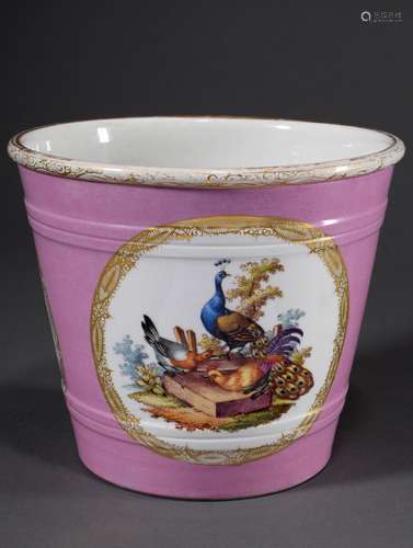 KPM porcelain cachepot with three painting cartouches 