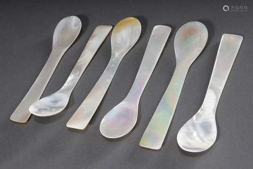 6 mother of pearl egg spoons, l. 11,5cm