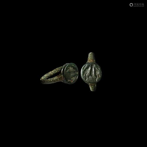 Late Roman Seal Ring with Dragonfly