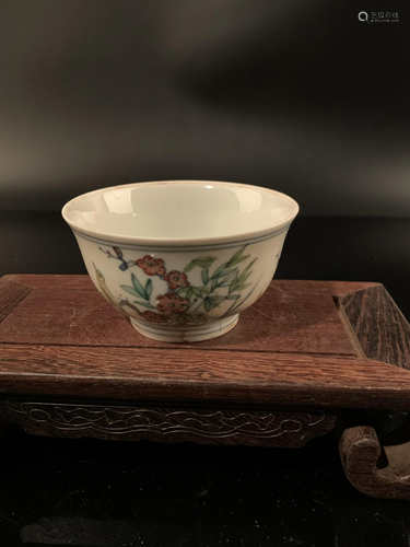 Chinese Doucai Flower Tea Cup