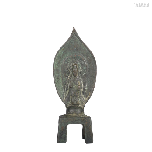 A bronze buddha,the 10th century