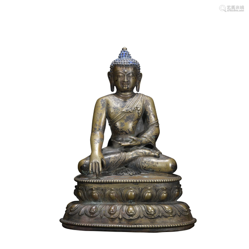 A bronze statue of shakyamuni,the 14th century