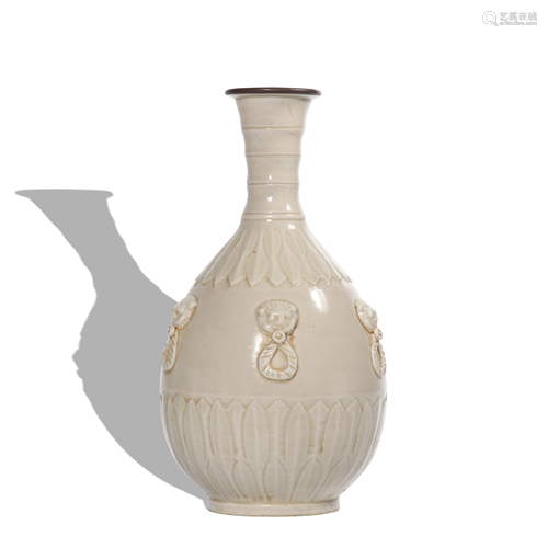 A Ding kiln 'floral' pear-shaped vase