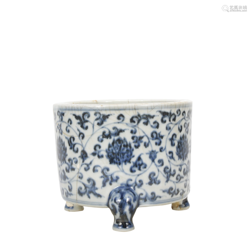 A blue and white 'floral' censer