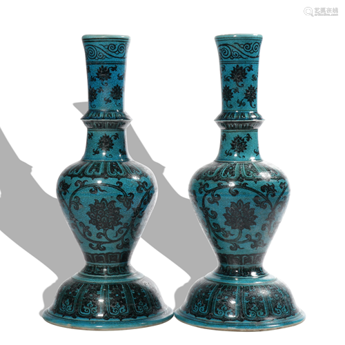 A pair of blue glazed vase