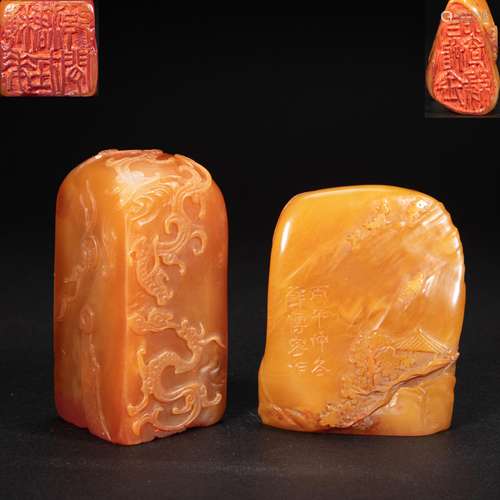 A PAIR OF CHINESE SHOUSHAN SHI TIAN HUANG SEALS FROM QING DY...